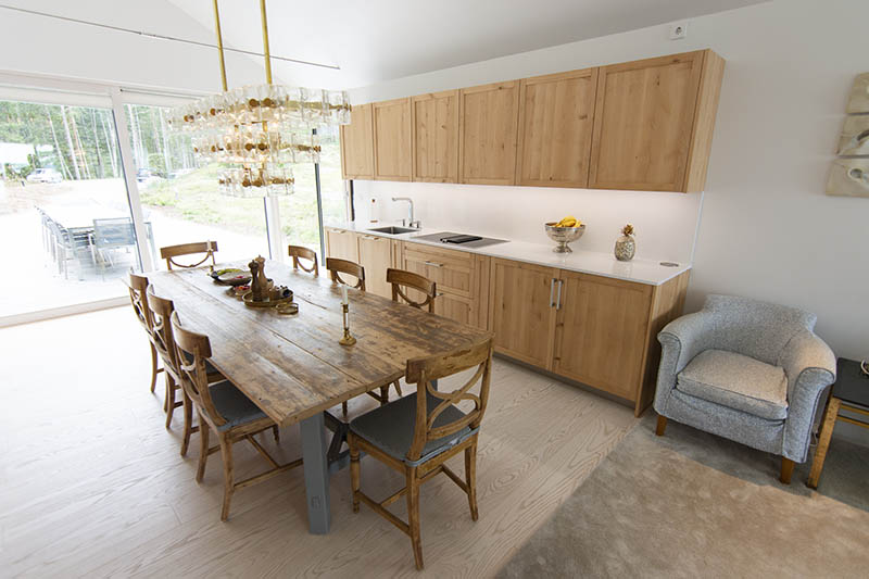 Custom made kitchen furniture by Noah Möller